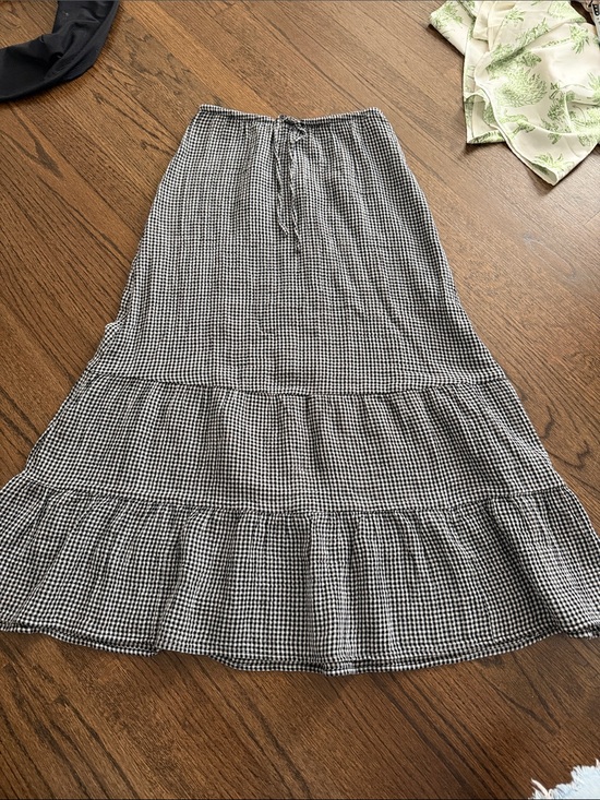 GAP Dresses & Skirts - GAP Black and White Gingham Tiered Maxi Skirt